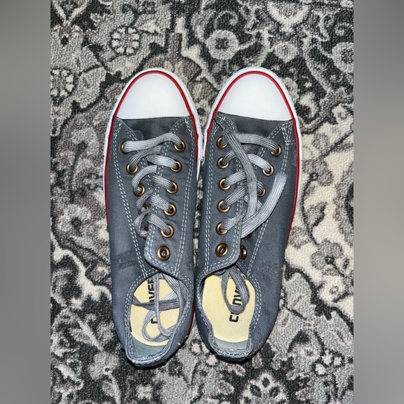 Grey Converse - Picture 1 of 4